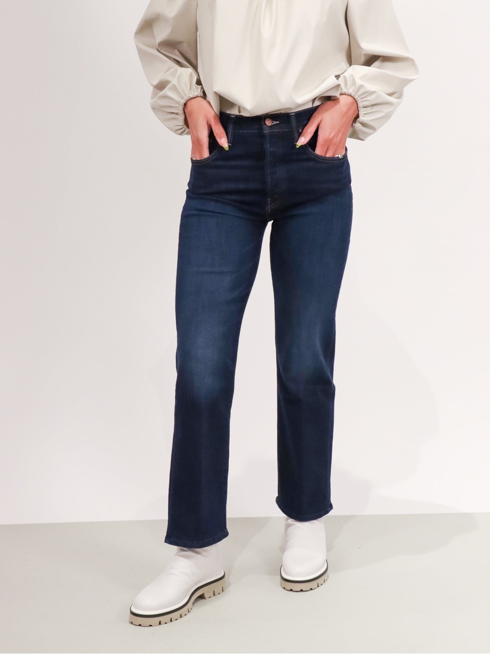 Mother The Rambler Ankle in Off Limits Wash, sz 29